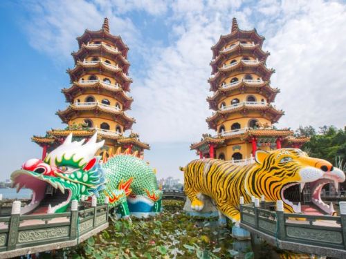 支持高雄觀光亮點抽大獎  壽山動物園、高雄燈塔、蓮池潭就差你一票